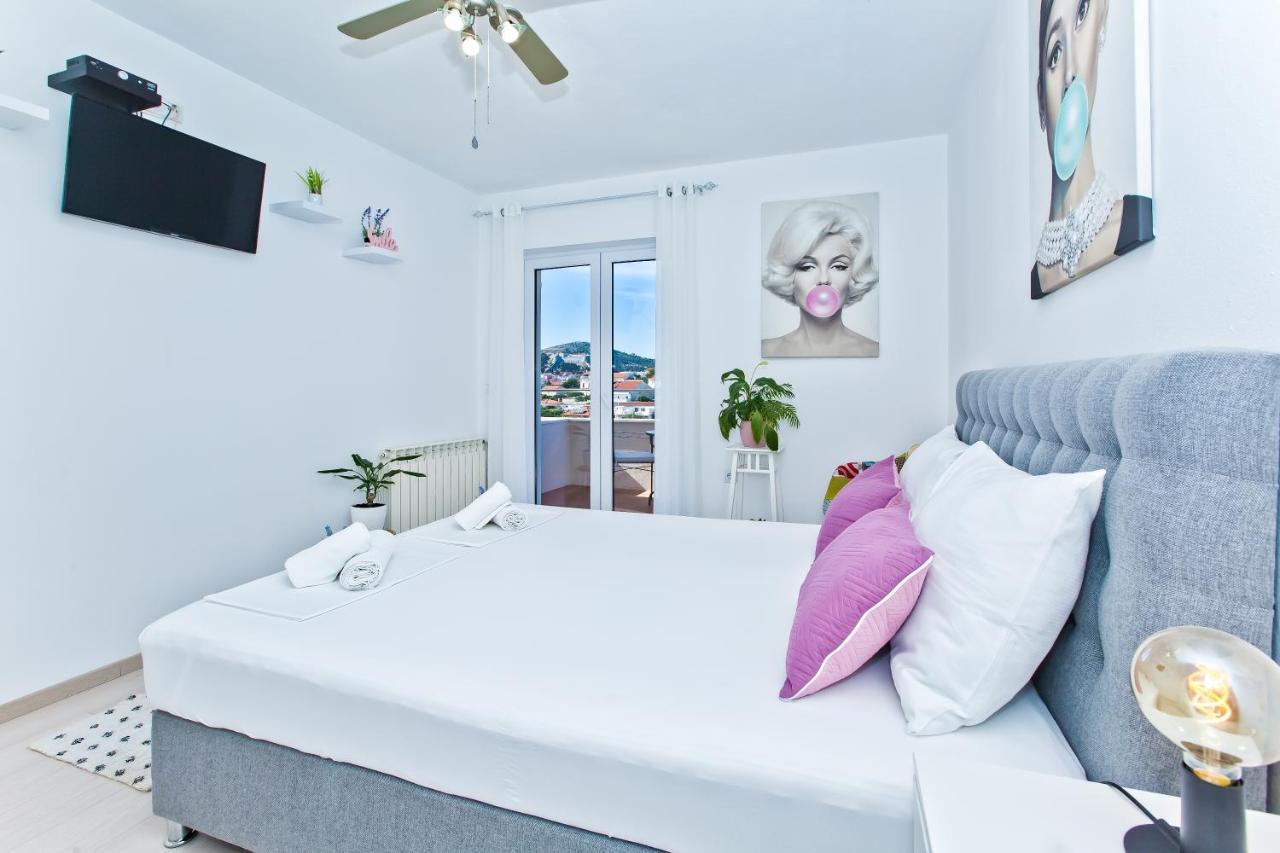 Apartments And Rooms Marija Đảo Hvar Ngoại thất bức ảnh