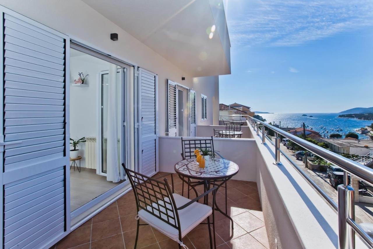Apartments And Rooms Marija Đảo Hvar Ngoại thất bức ảnh
