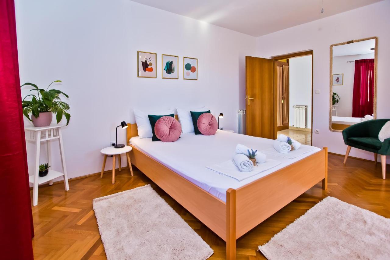 Apartments And Rooms Marija Đảo Hvar Ngoại thất bức ảnh