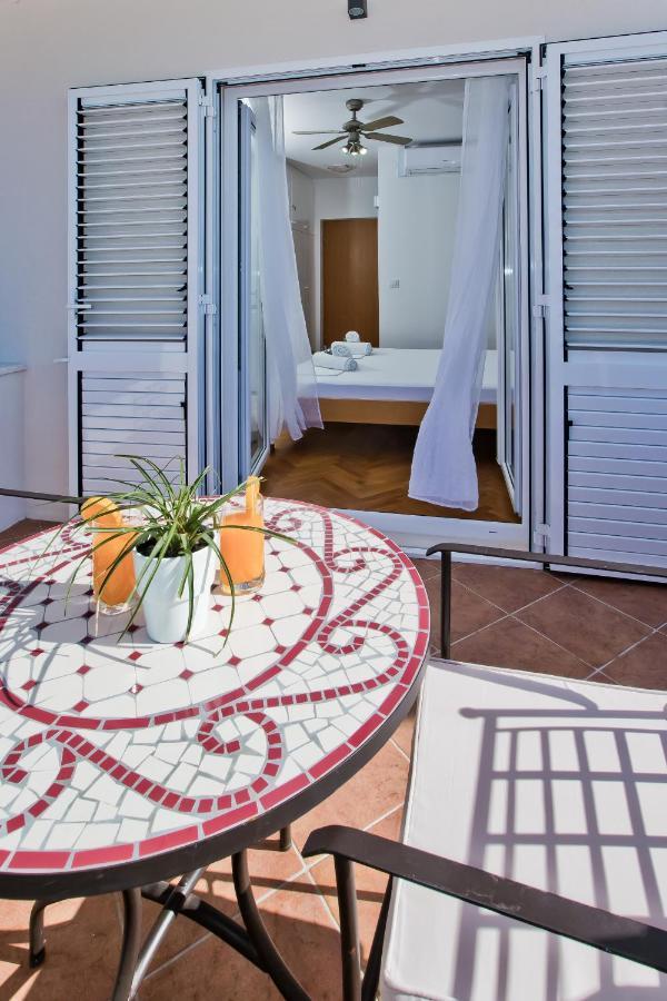Apartments And Rooms Marija Đảo Hvar Ngoại thất bức ảnh