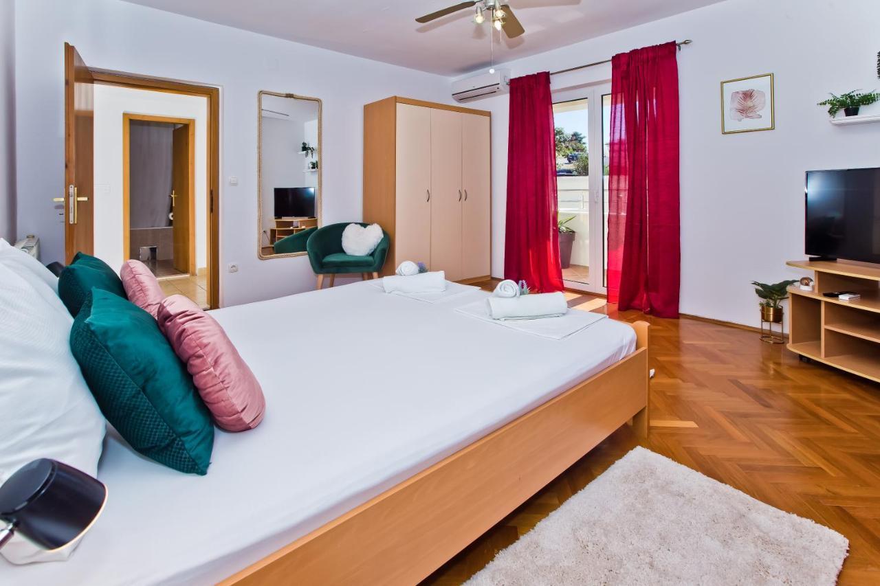 Apartments And Rooms Marija Đảo Hvar Ngoại thất bức ảnh