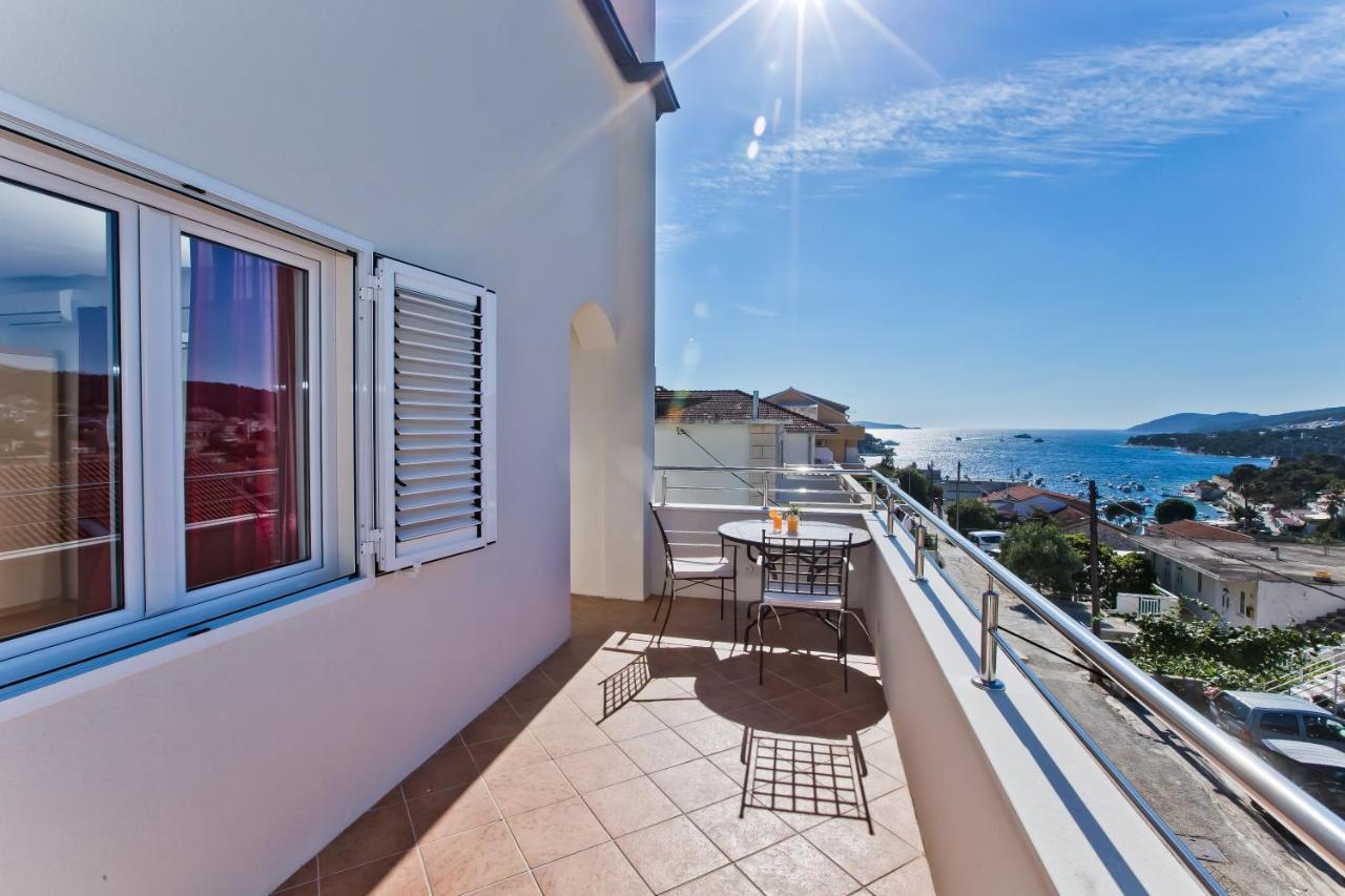 Apartments And Rooms Marija Đảo Hvar Ngoại thất bức ảnh