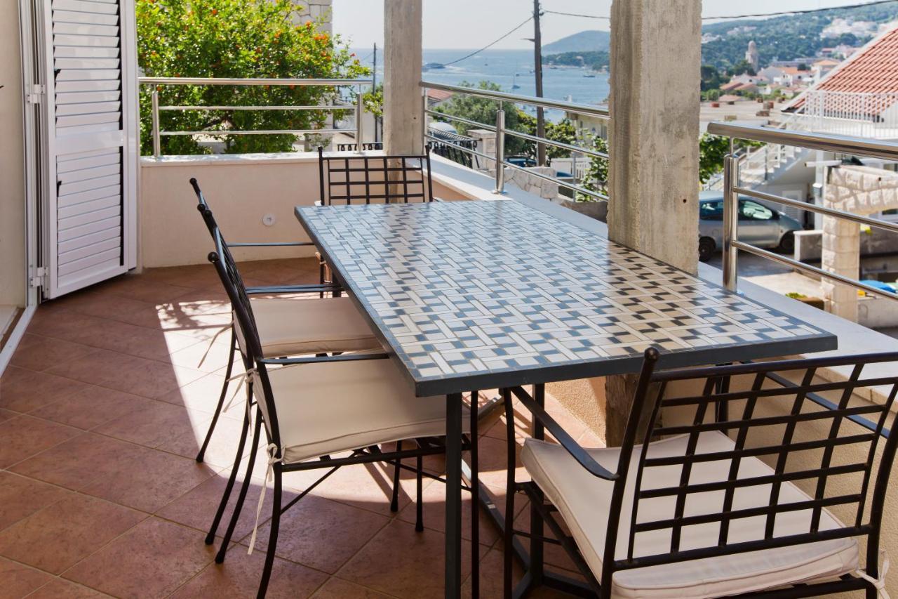 Apartments And Rooms Marija Đảo Hvar Ngoại thất bức ảnh