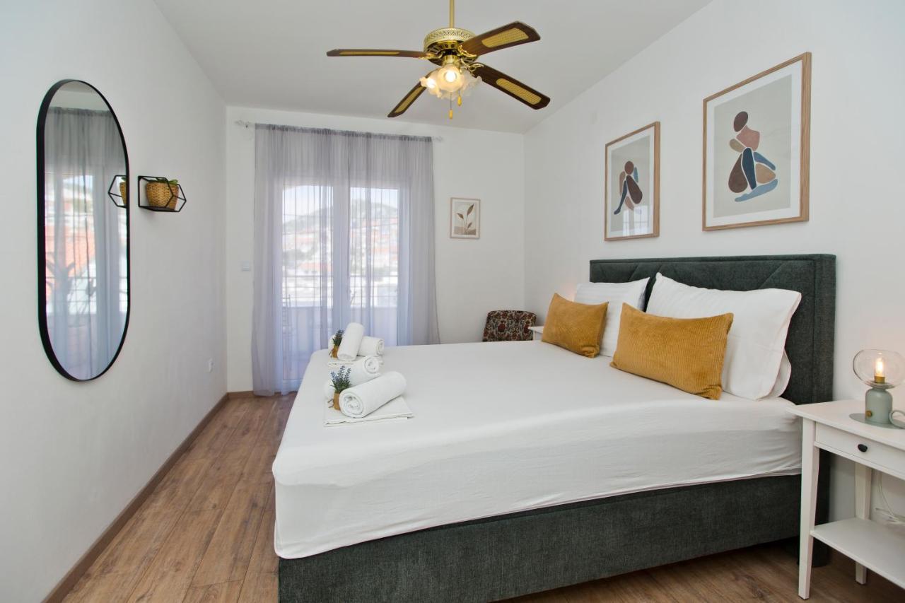 Apartments And Rooms Marija Đảo Hvar Ngoại thất bức ảnh