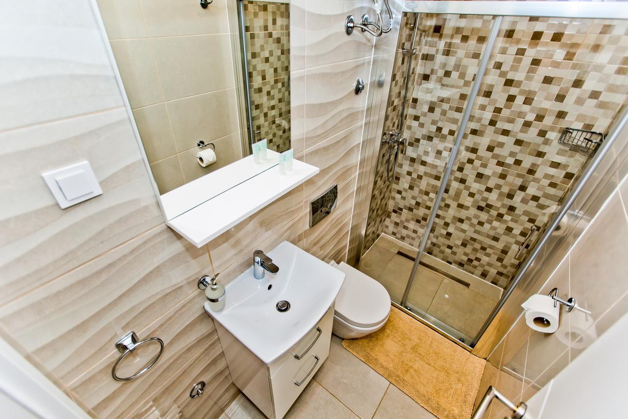 Apartments And Rooms Marija Đảo Hvar Ngoại thất bức ảnh