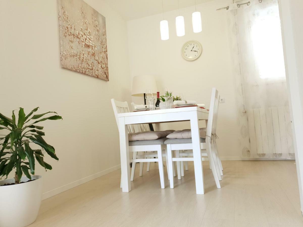 Apartments And Rooms Marija Đảo Hvar Ngoại thất bức ảnh