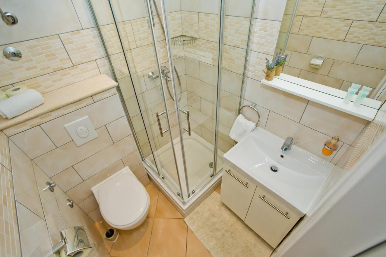 Apartments And Rooms Marija Đảo Hvar Ngoại thất bức ảnh